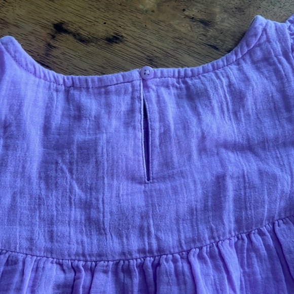 New! Cat & Jack 2pc ruffle sleeve tops - Picture 4 of 7